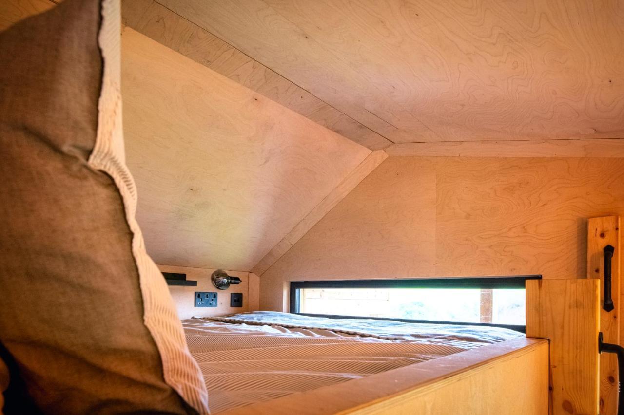Luxury Glamping Cabin With Outdoor Bath On Cornish Flower Farm Τρούρο Εξωτερικό φωτογραφία