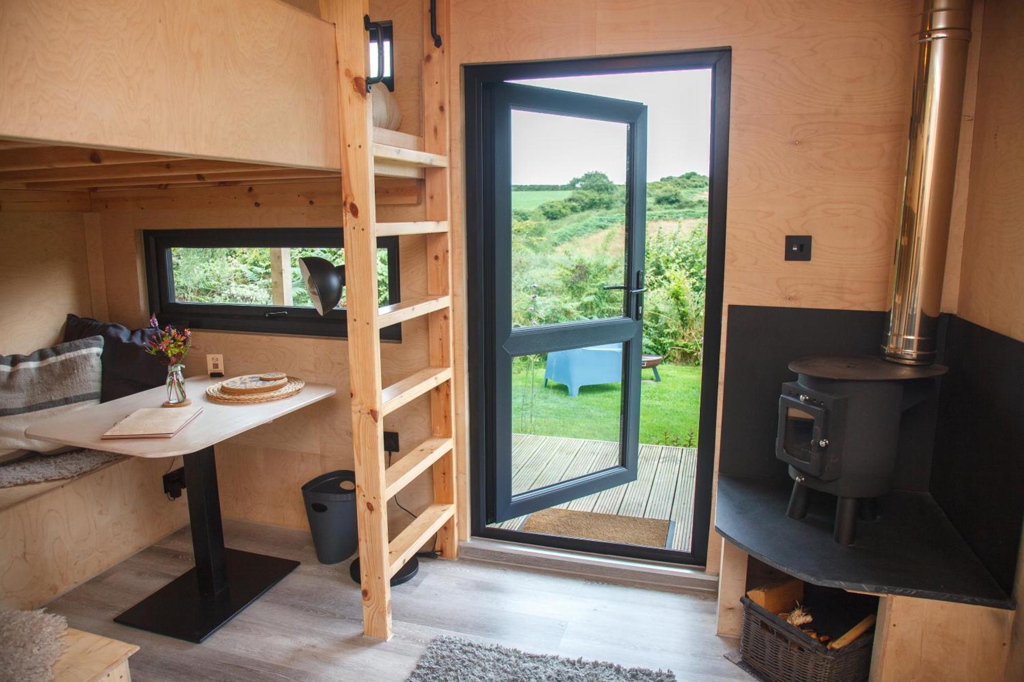 Luxury Glamping Cabin With Outdoor Bath On Cornish Flower Farm Τρούρο Εξωτερικό φωτογραφία