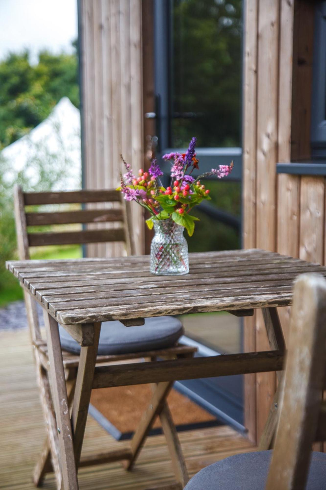 Luxury Glamping Cabin With Outdoor Bath On Cornish Flower Farm Τρούρο Εξωτερικό φωτογραφία